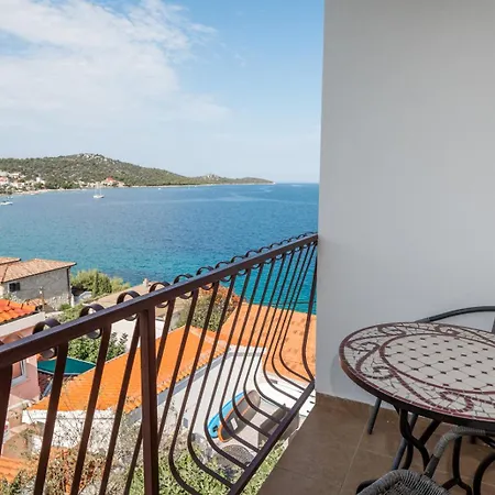 Amelie Apartment Razanj